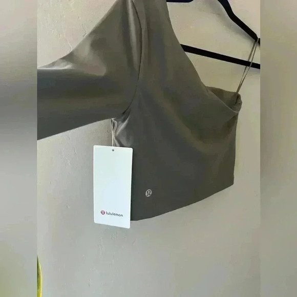 NWT lululemon Align™ Asymmetrical Long-Sleeve Shirt - Picture 10 of 10